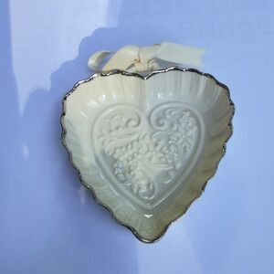 Lenox Ivory Porcelain Heart Shaped Jewelry-Trinket Dish with Gold Rim